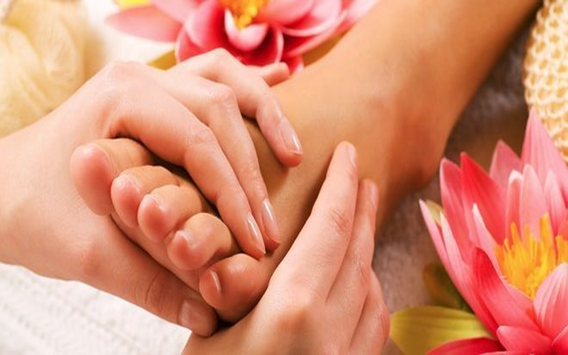 Massage bàn chân có tác dụng như thế nào?